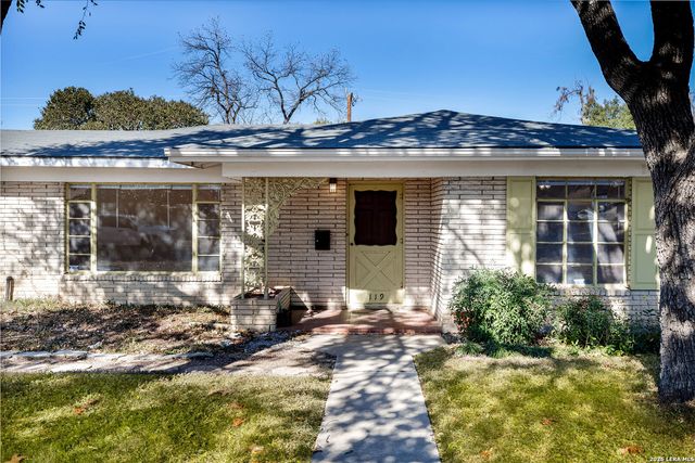 119 Beverly, San Antonio, TX 78201