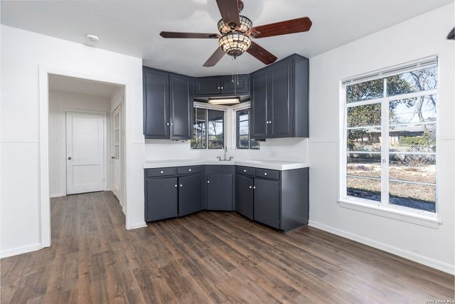 119 Beverly, San Antonio, TX 78201