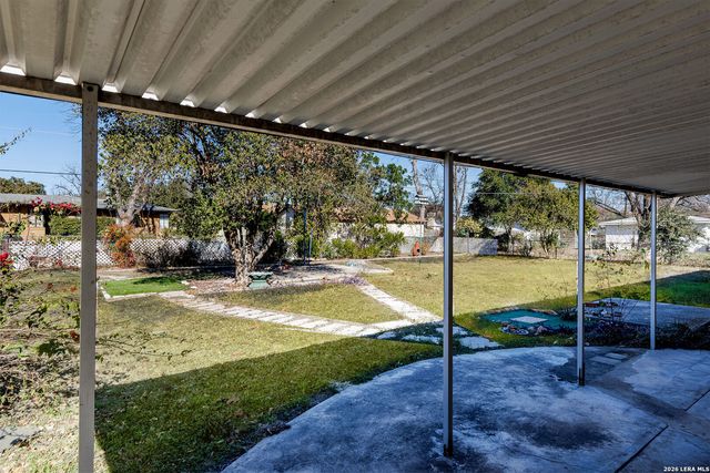 119 Beverly, San Antonio, TX 78201