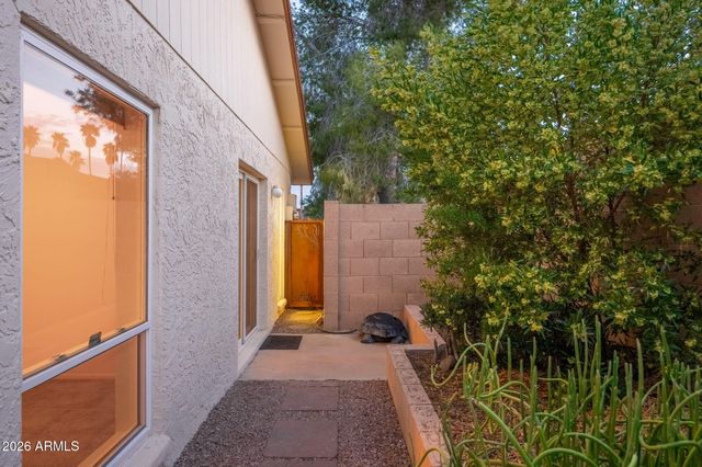 2346 E MESCAL Street, Phoenix, AZ 85028