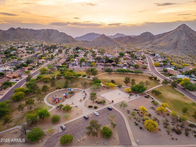 2346 E MESCAL Street, Phoenix, AZ 85028