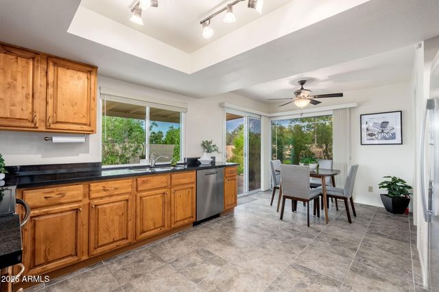 2346 E MESCAL Street, Phoenix, AZ 85028