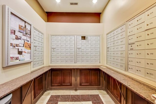 6 S LAFLIN Street 923, Chicago, IL 60607