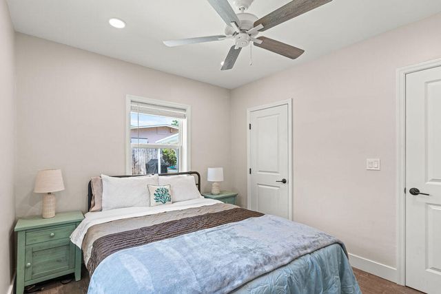 916 W DUVAL Street, Lantana, FL 33462