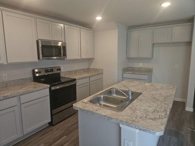 501 Hines Street B, Willis, TX 77378