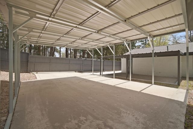 700 W Dogwood Street, Woodville, TX 75979