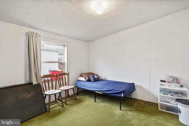 114 RUSTIC, Shippensburg, PA 17257