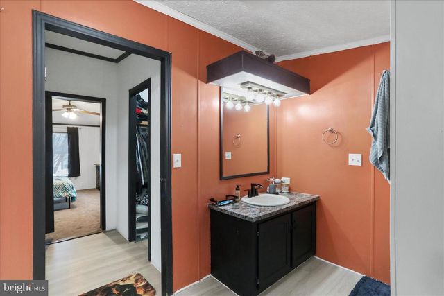 114 RUSTIC, Shippensburg, PA 17257