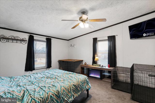 114 RUSTIC, Shippensburg, PA 17257