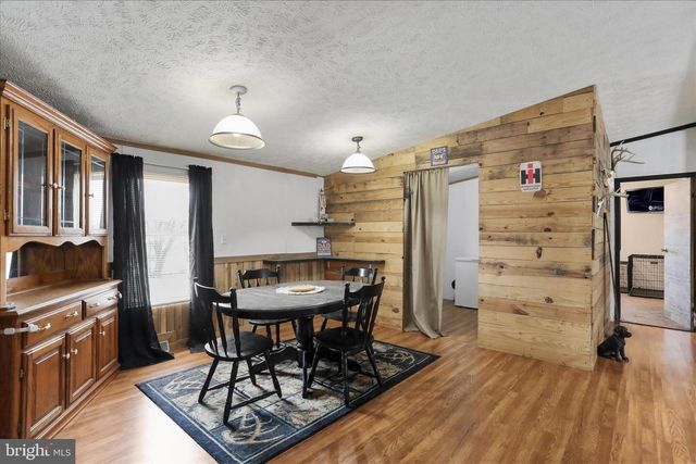 114 RUSTIC, Shippensburg, PA 17257