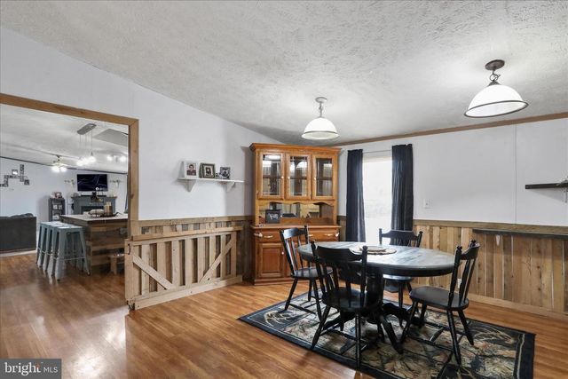 114 RUSTIC, Shippensburg, PA 17257