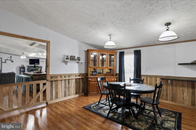 114 RUSTIC, Shippensburg, PA 17257