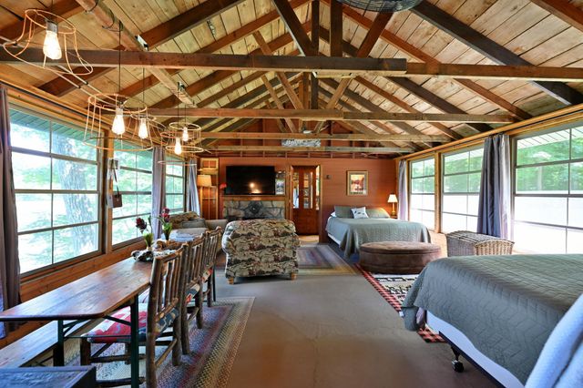 2772 25th Avenue, Rice Lake, WI 54868