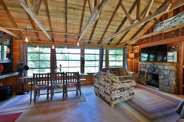 2772 25th Avenue, Rice Lake, WI 54868