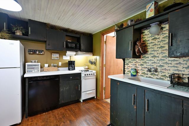 2772 25th Avenue, Rice Lake, WI 54868