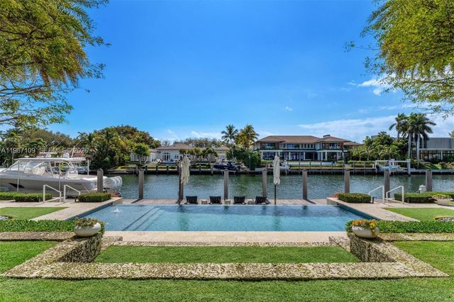 550 Marquesa Dr, Coral Gables, FL 33156