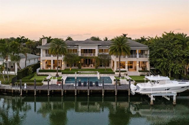 550 Marquesa Dr, Coral Gables, FL 33156