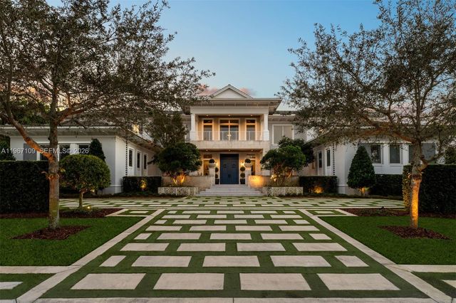 550 Marquesa Dr, Coral Gables, FL 33156