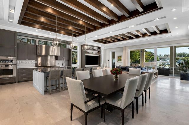 550 Marquesa Dr, Coral Gables, FL 33156