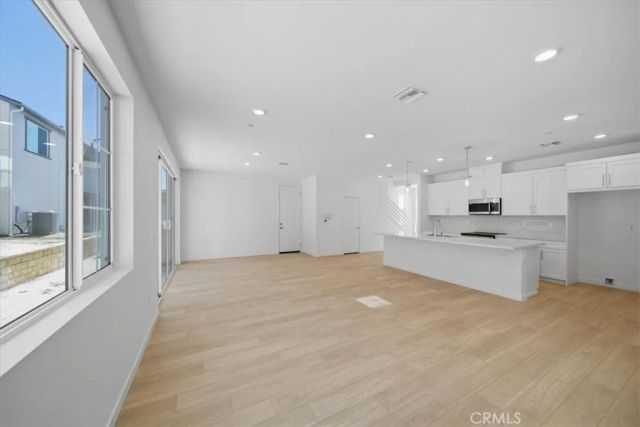 4837 Arroyo Run, Moorpark, CA 93021