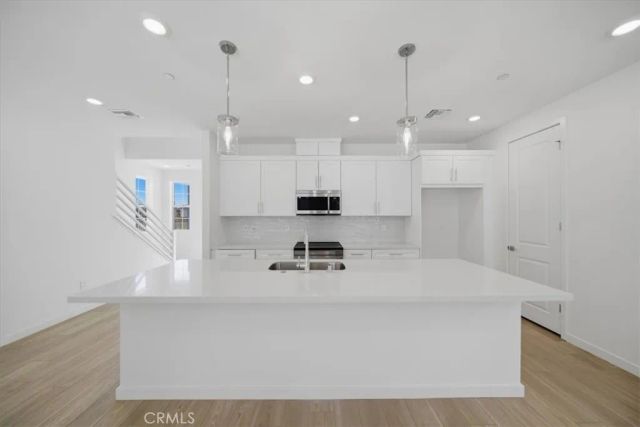 4837 Arroyo Run, Moorpark, CA 93021