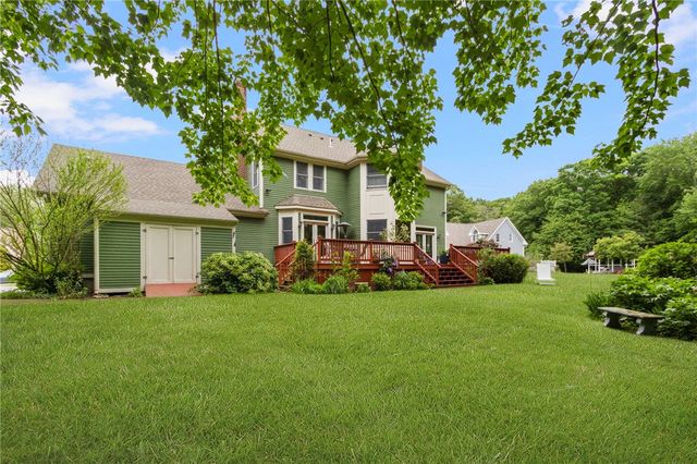 35 Great Road, Barrington, RI 02806