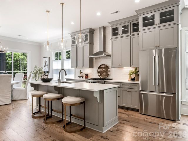 2115 Nolen Ridge Avenue, Charlotte, NC 28209