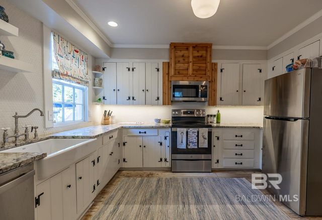 156 White Avenue, Fairhope, AL 36532