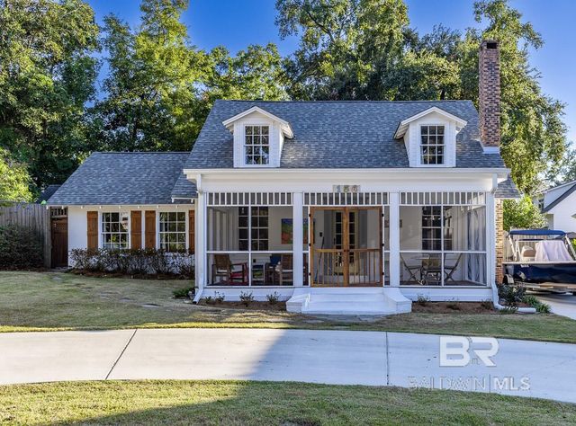 156 White Avenue, Fairhope, AL 36532