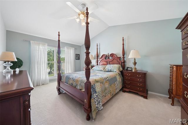 806 Whispering Village Circle, Ballwin, MO 63021