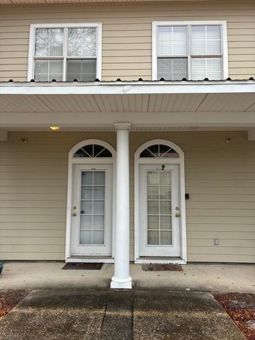 165 Brooks Street E, Fort Walton Beach, FL 32548