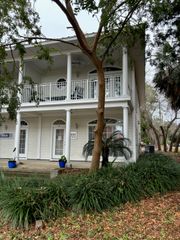 165 Brooks Street E, Fort Walton Beach, FL 32548