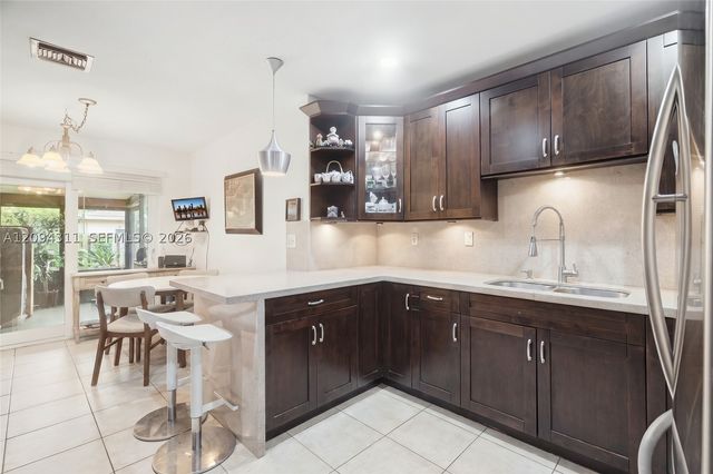 19901 Highland Lakes Blvd, Miami, FL 33179