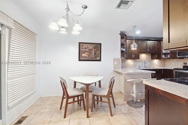 19901 Highland Lakes Blvd, Miami, FL 33179