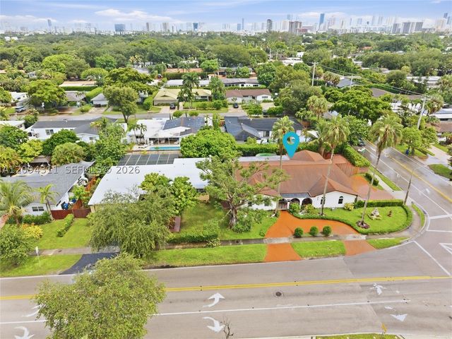 19901 Highland Lakes Blvd, Miami, FL 33179