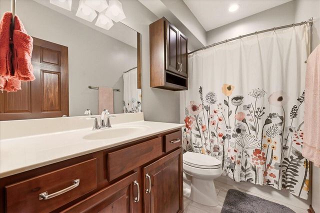1397 ARDMORE Street, Council Bluffs, IA 51503