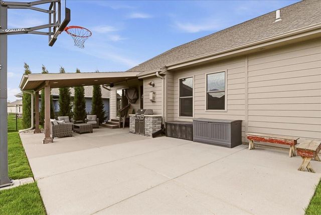 1397 ARDMORE Street, Council Bluffs, IA 51503