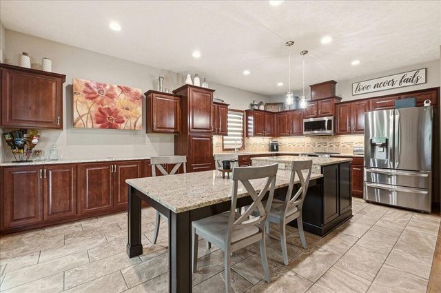 1397 ARDMORE Street, Council Bluffs, IA 51503