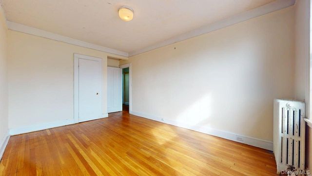 68-30 Burns Street C2, Forest Hills, NY 11375