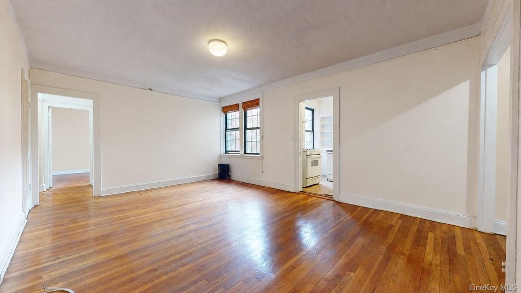 68-30 Burns Street C2, Forest Hills, NY 11375 — photo 5