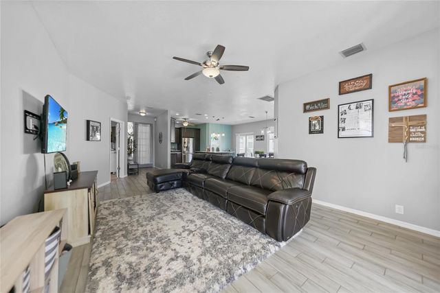 4308 SUMMERTREE ROAD, Venice, FL 34293