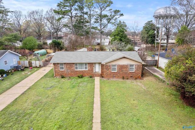 809 13th Avenue SE, Decatur, AL 35601