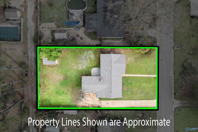 809 13th Avenue SE, Decatur, AL 35601