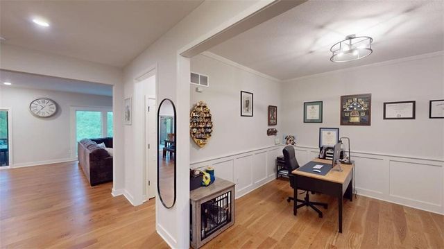 5612 NW 96th Street, Kansas City, MO 64154