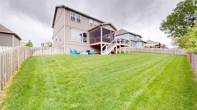 5612 NW 96th Street, Kansas City, MO 64154