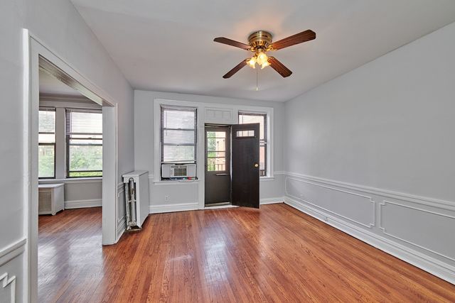 5453 S Everett Avenue 3A, Chicago, IL 60615