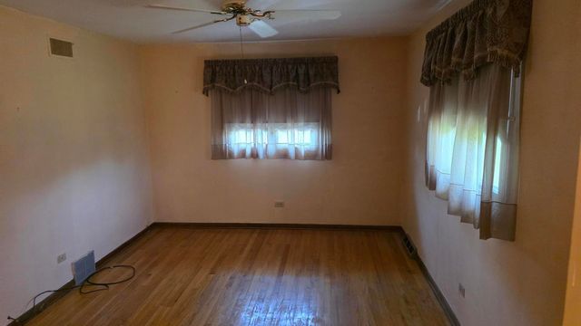15412 WALNUT Road, Oak Forest, IL 60452