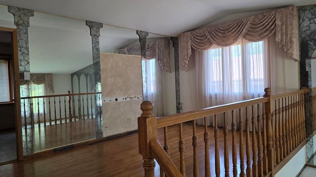 15412 WALNUT Road, Oak Forest, IL 60452