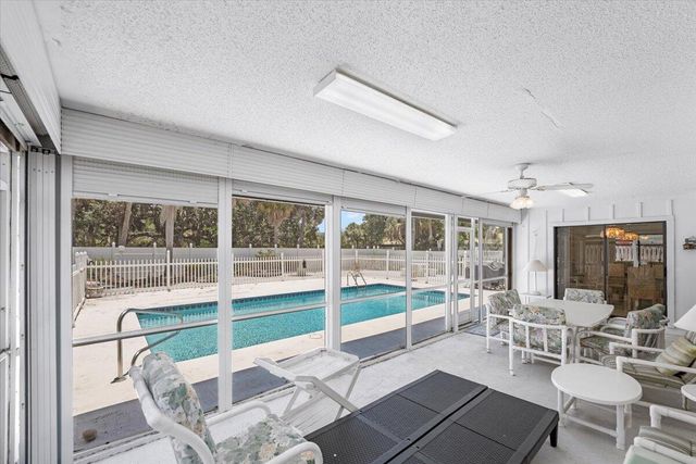 901 Sandy Oaks Drive, Jupiter, FL 33477