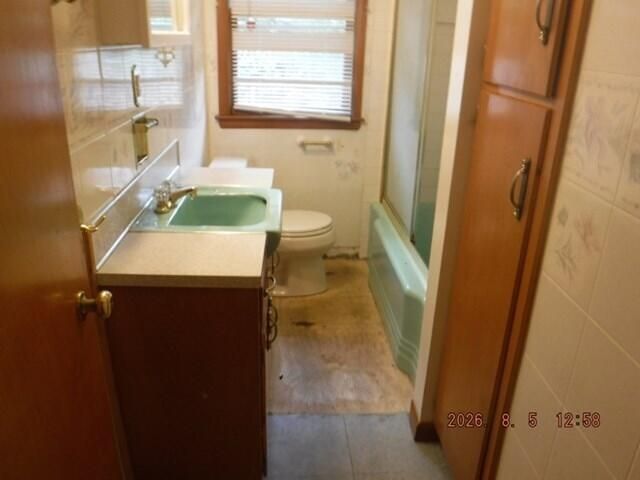 241 Jamesway, Benton Harbor, MI 49022